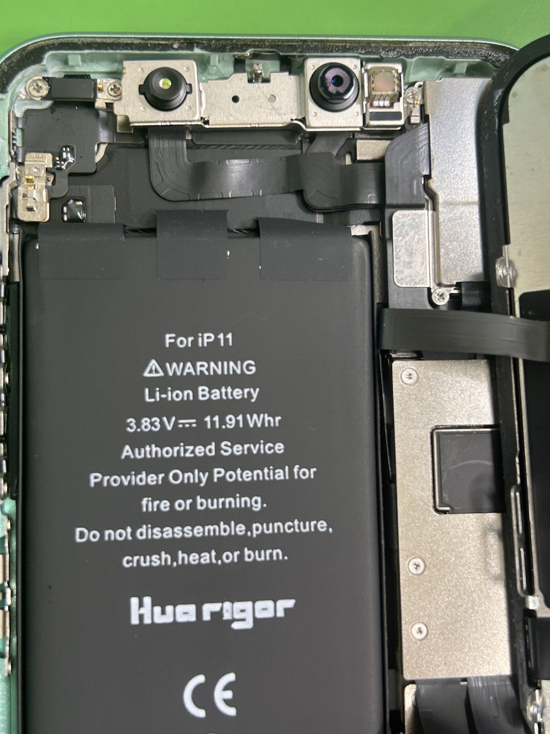iPhone 11 フロントパネル交換, バッテリー交換